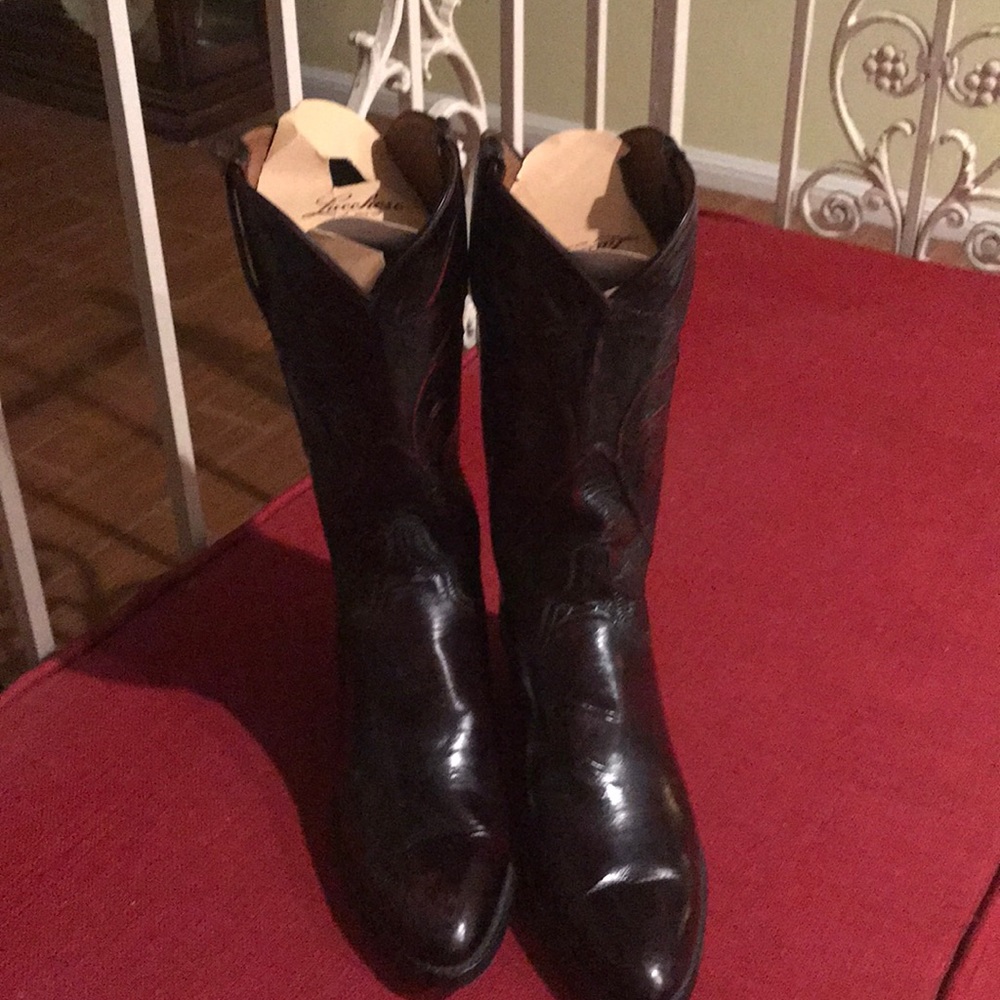 Female boots